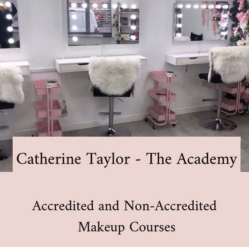 Make up lessons, Makeup Courses, Accredited Makeup courses in Berkshire, Surrey and Hampshire, Sandhurst, Camberley, Bracknell, Ascot, Yateley, Blackwater, Farnborough, London, Frimley, Aldershot, Farnham, Alton, Guildford